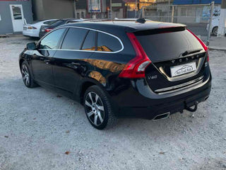 Volvo V60 foto 4