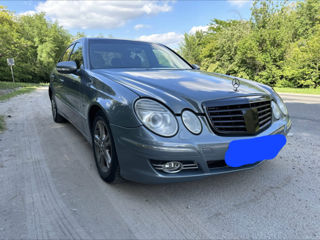 Mercedes E-Class foto 3