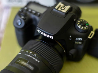Canon EOS 90D foto 6