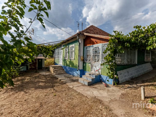 Se vinde casă în satul Zimbreni, r-ul. Ialoveni! foto 1