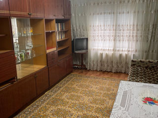 Apartament cu 2 camere, 52 m², Botanica, Chișinău foto 4