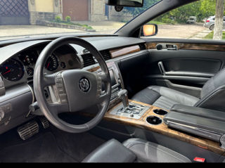 Volkswagen Phaeton foto 7