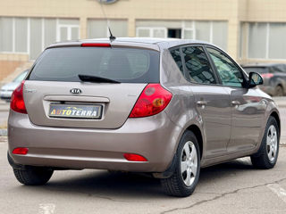 KIA Ceed foto 5