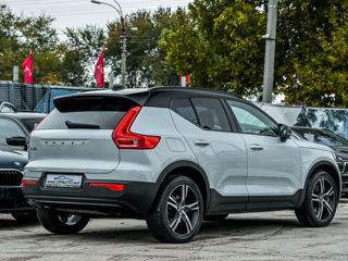 Volvo XC40 foto 2