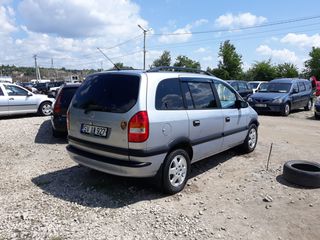 Opel Zafira foto 3