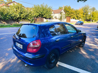 Nissan Almera foto 3