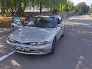 Mitsubishi Galant foto 6