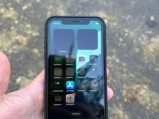 iPhone XR 64Gb 82% foto 2