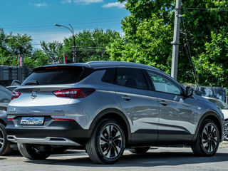 Opel Grandland X foto 2