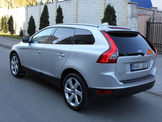 Volvo XC60 foto 4