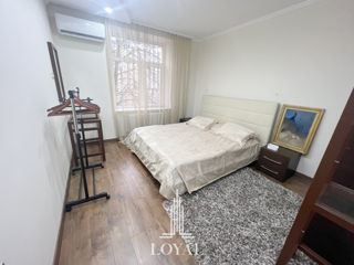 Apartament cu 3 camere, 75 m², Centru, Chișinău foto 1