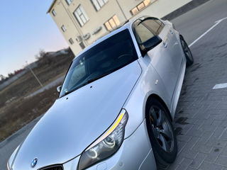 BMW 5 Series foto 4