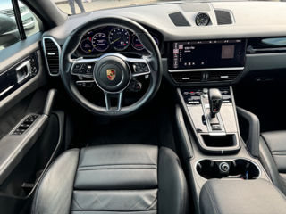 Porsche Cayenne Coupe foto 11