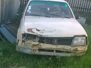 Opel Ascona foto 1