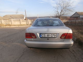 Mercedes CL Class foto 2