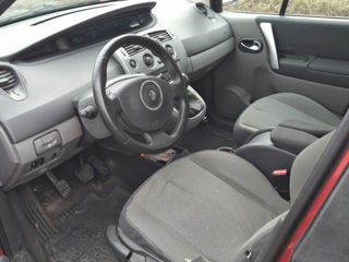 Renault Grand Scenic foto 3