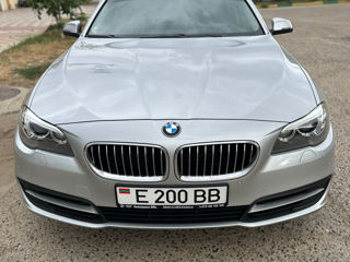 BMW 5 Series foto 1