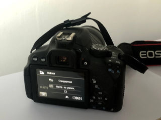 Canon EOS 700D Kit 18-135мм foto 6