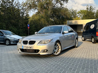 BMW 5 Series foto 1