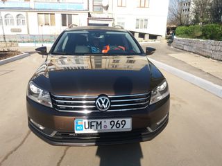 Volkswagen Passat foto 2