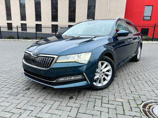 Skoda Superb foto 3