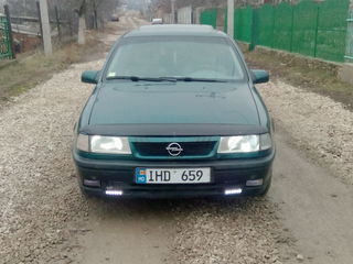 Opel Vectra foto 1