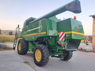 John Deere C670 foto 2