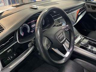 Audi Q7 foto 10