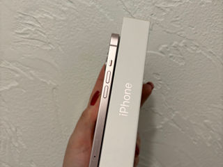 Se vinde urgent ,iphone 13 128gb foto 2