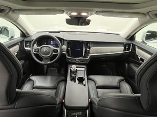 Volvo V90 Cross Country foto 8