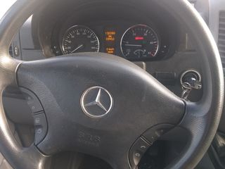 Mercedes 316 foto 4