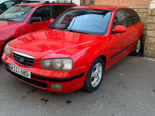 Hyundai Elantra foto 2