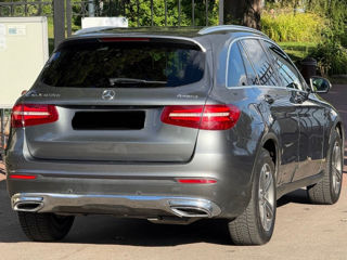 Mercedes GLC foto 3