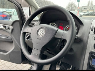 Volkswagen Touran foto 9