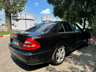 Mercedes E-Class foto 6