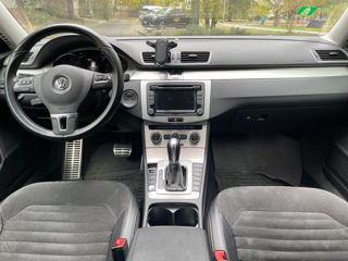 Volkswagen Passat foto 2