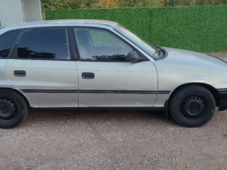 Opel Astra foto 4