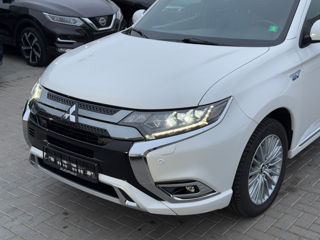 Mitsubishi Outlander foto 16