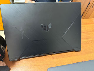 Asus TUF Gaming A17 foto 1
