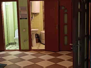 2-комн. кв., 78 м², 5/9 эт.