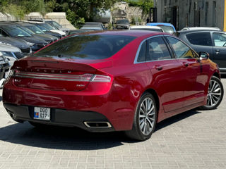 Lincoln MKZ foto 2