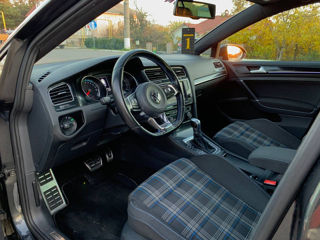 Volkswagen Golf foto 6