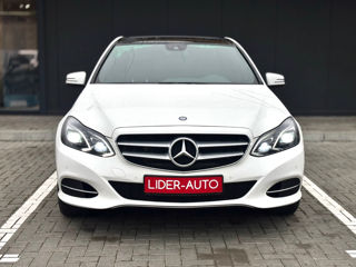 Mercedes E-Class foto 2