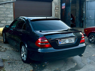 Mercedes E-Class foto 4