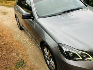 Mercedes E-Class foto 3