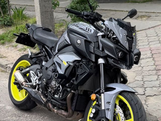 Yamaha Mt 10 foto 2