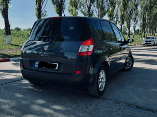 Renault Scenic foto 9