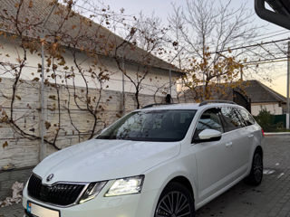 Skoda Octavia foto 2