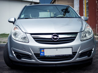 Opel Corsa foto 10
