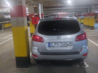 Hyundai Santa FE foto 1